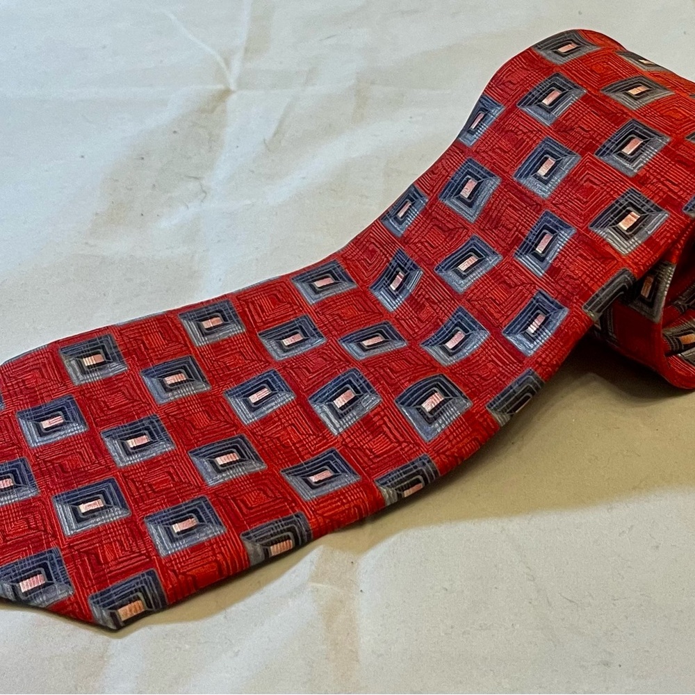Jos. A. Bank Red Geometric Silk Tie 60x3.75